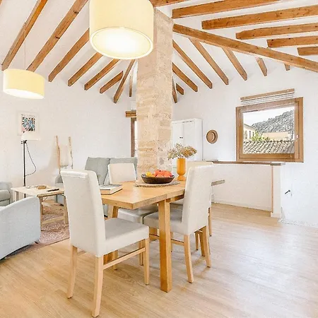 Vakantiehuis Townhouse With Puig De Maria View By Homevillas360 Pollença
