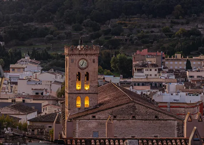 Сasa de vacaciones Townhouse With Puig De María View By Homevillas360 *